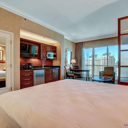 Mgm Signature-29-607 F1 Track & Strip View Balcony 拉斯维加斯 外观 照片